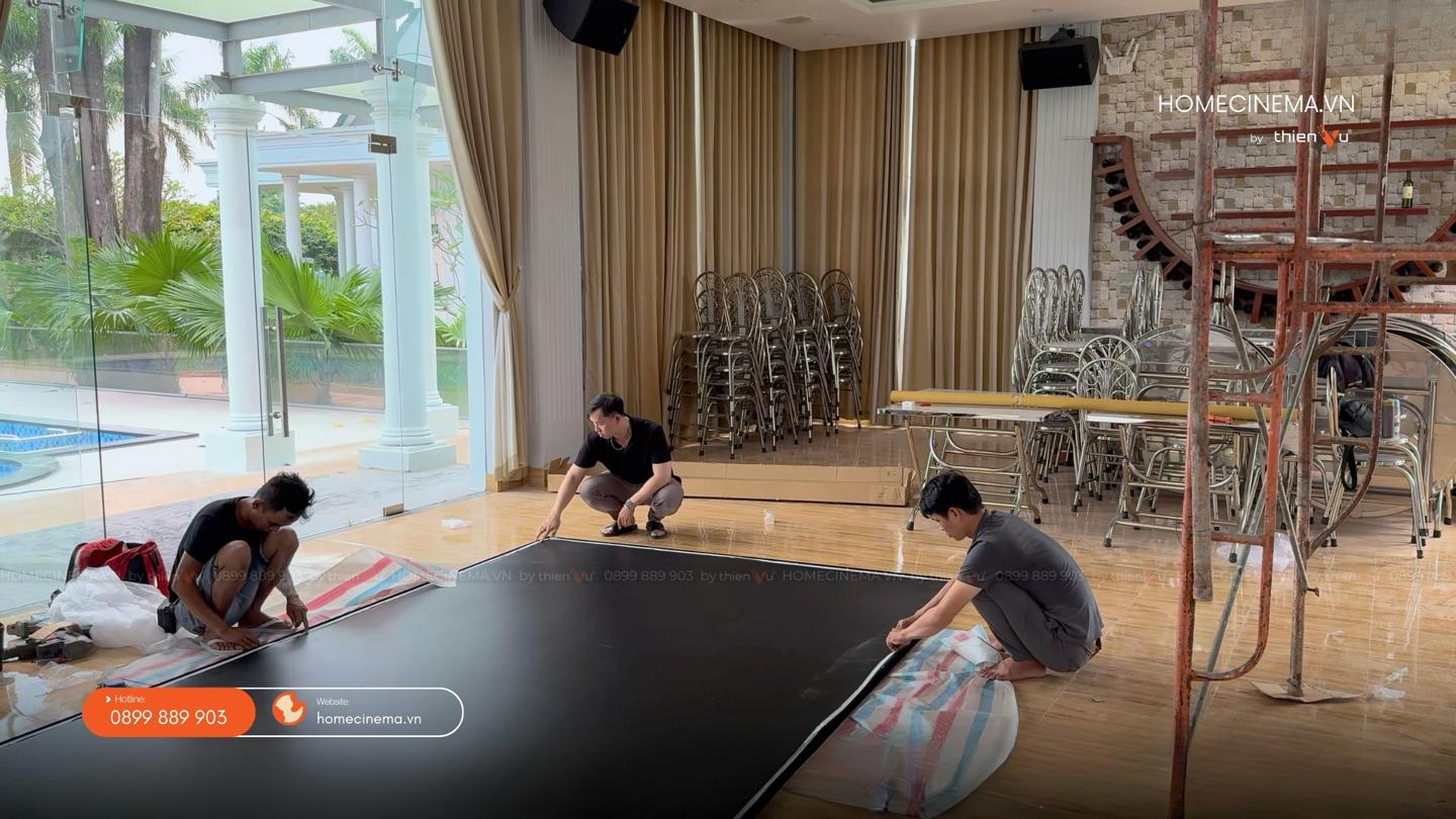 giai-phap-hinh-anh-voi-may-chieu-epson-man-chieu-190-inch