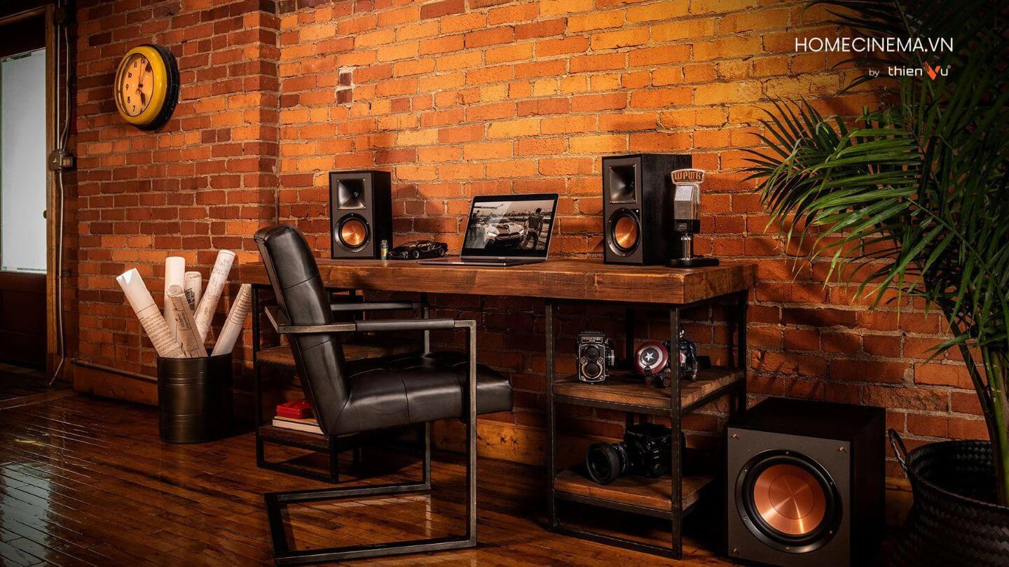 mua-loa-nghe-nhac-loa-phong-khach